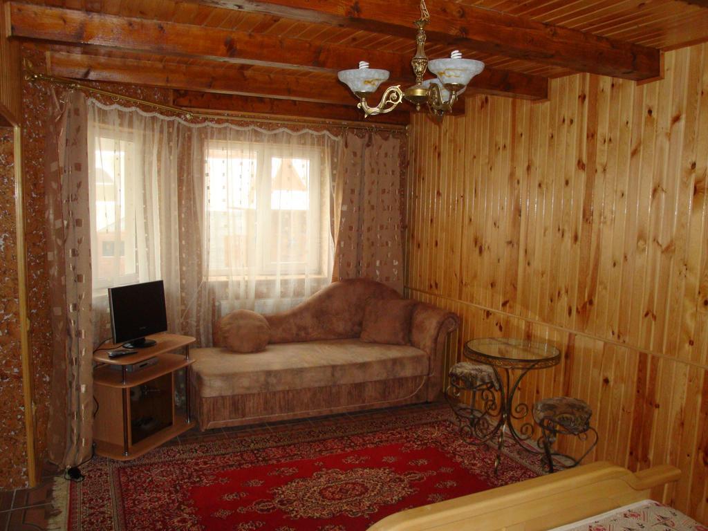 Vyshenka Guest House Iaremcea Cameră foto